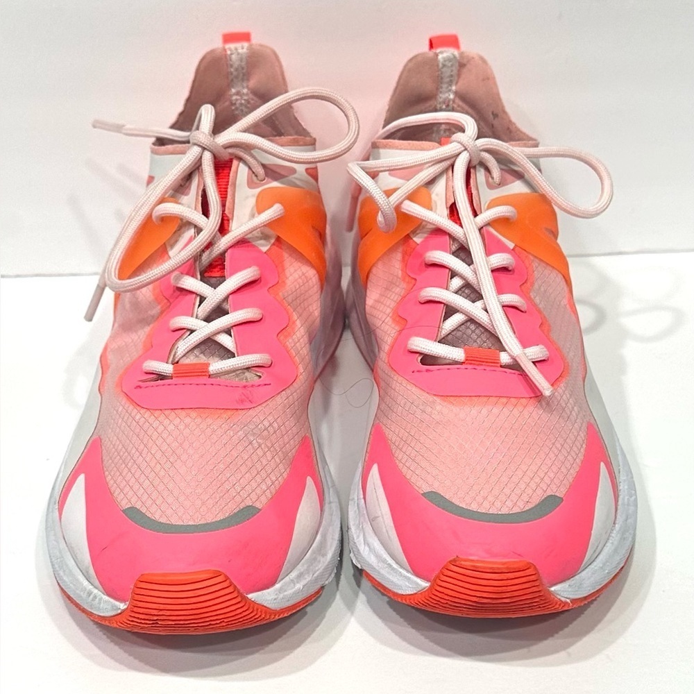 Fabletics Women's Pink Athletic lace up Sneakers Shoes Cheviot Performance